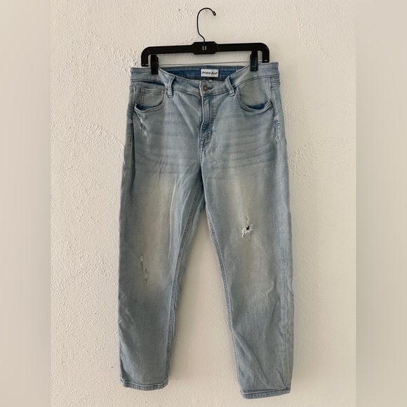 Studio Blue Casey Mid-rise Cropped Relaxed Straight Jean - Picture 2 of 4